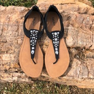 Women’s sandals